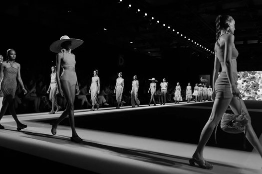 Sapienstone und Cupa Stone auf der Mercedes-Benz Fashion Week 2025