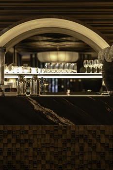 Tarimatec Space von Adriana Nicolau „Lanai Restaurant & Lifestyle“