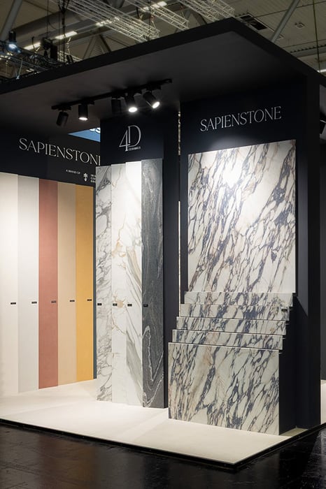 Sapienstone präsentiert seine Keramikoberflächen auf der Interzum 2025